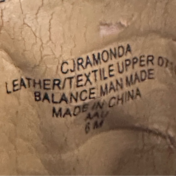 Circa JoanDavid Wedge Suede Booties, Size 6 - Picture 11 of 12